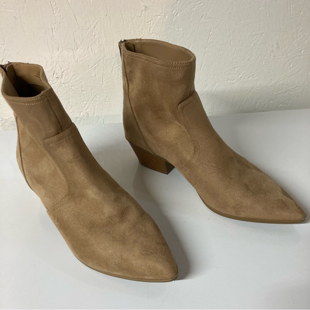 Banana Republic Women’s Faux Suede Bootie Shoes Taupe Beige Zip Ankle